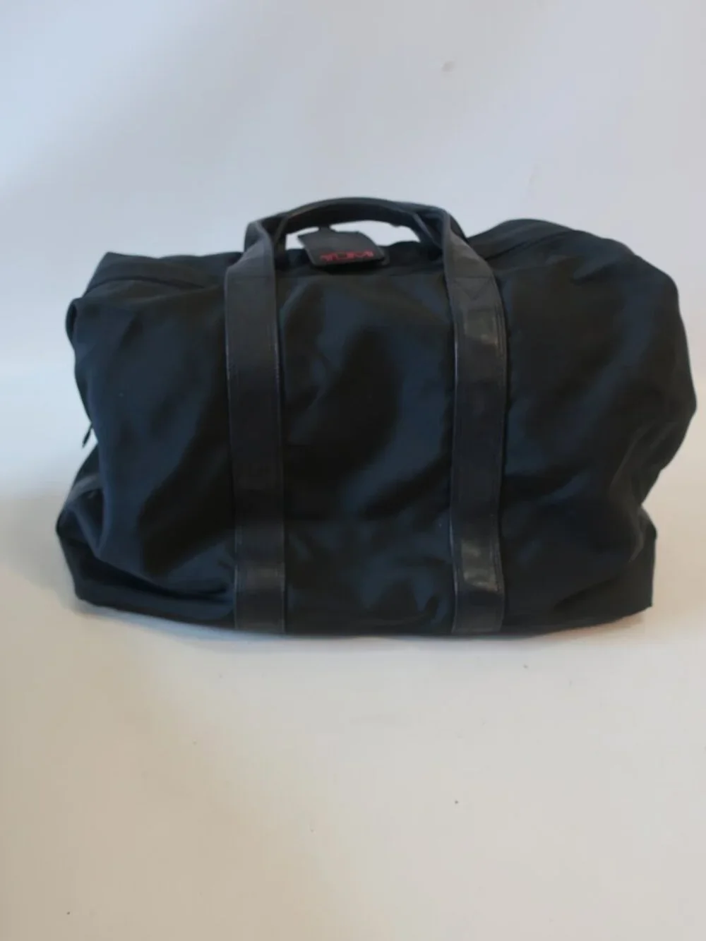 Unisex Tumi Black Corporate Weekender Duffel Bag